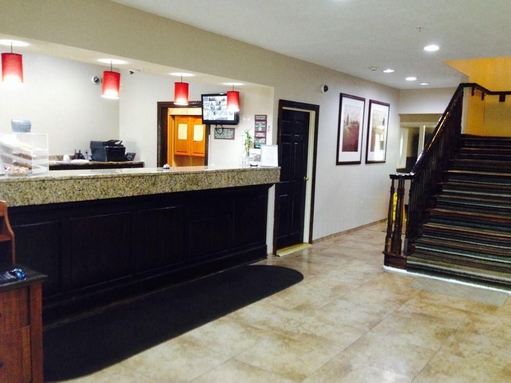 Holiday Inn Express & Suites Chicago - Matteson By Ihg Екстериор снимка