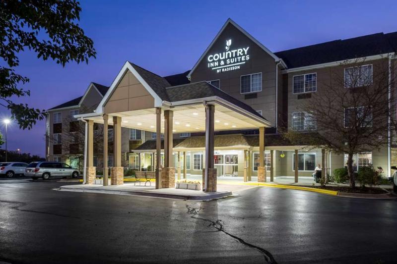 Holiday Inn Express & Suites Chicago - Matteson By Ihg Екстериор снимка